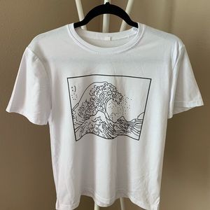 Basic graphic tee